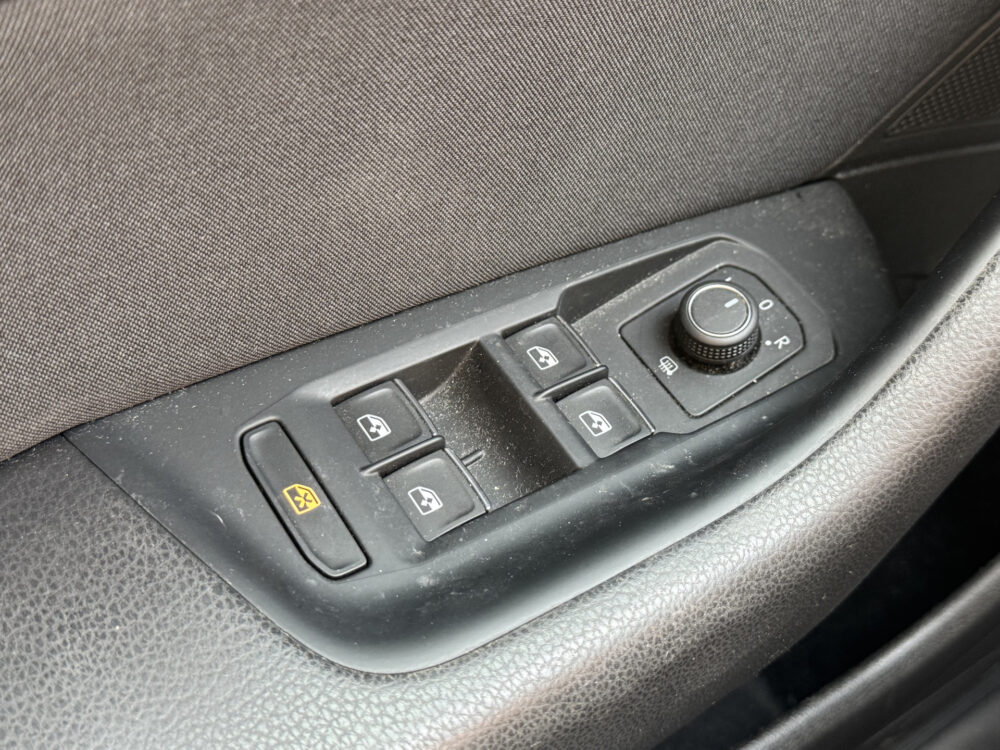 Volkswagen Passat Variant 1.4 TSI PHEV GTE Business // LED // ADAP. CRUISE // NAVI + CARPLAY // CAMERA // PDC V+A // ERGO COMFORT STOEL 31