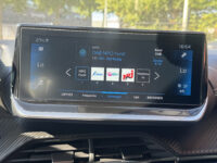 Peugeot 208 1.2 PureTech GT 131PK!! // NAVI // ADAPTIVE CRUISE // VIRTUAL COCKPIT // TREKHAAK // PANODAK // 57