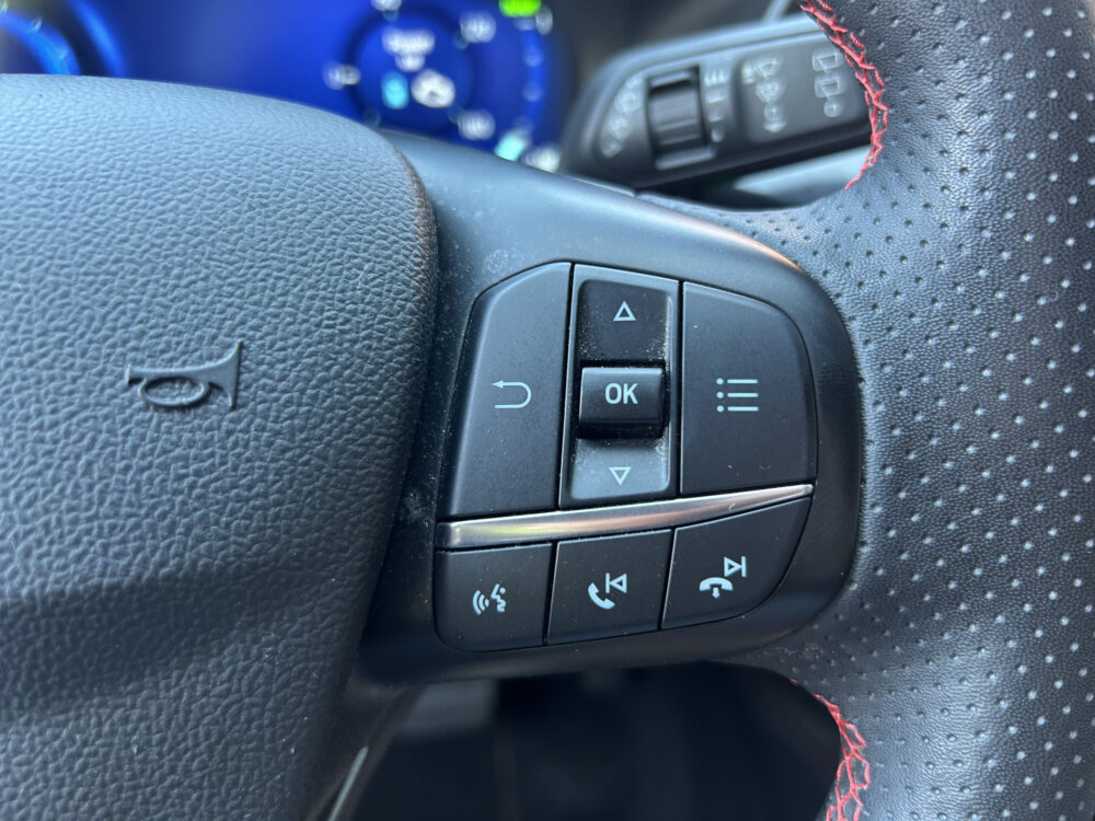 Ford Kuga 2.5 PHEV ST-Line // LED // NAVI + CARPLAY // CLIMA // PDC V+A // CAMERA // KEYLESS 10