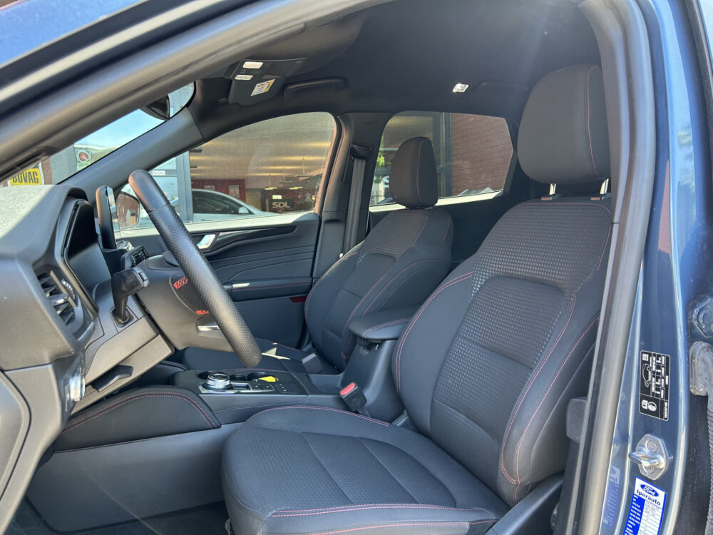 Ford Kuga 2.5 PHEV ST-Line // LED // NAVI + CARPLAY // CLIMA // PDC V+A // CAMERA // KEYLESS 8