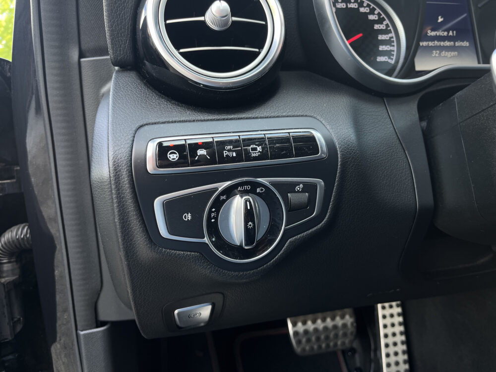 Mercedes-Benz C-Klasse Estate AMG 43 4MATIC // BURMESTER // SCHAALSTOELEN // PANO-SCHUIFDAK // 360 CAMERA // DODEHOEK // 27