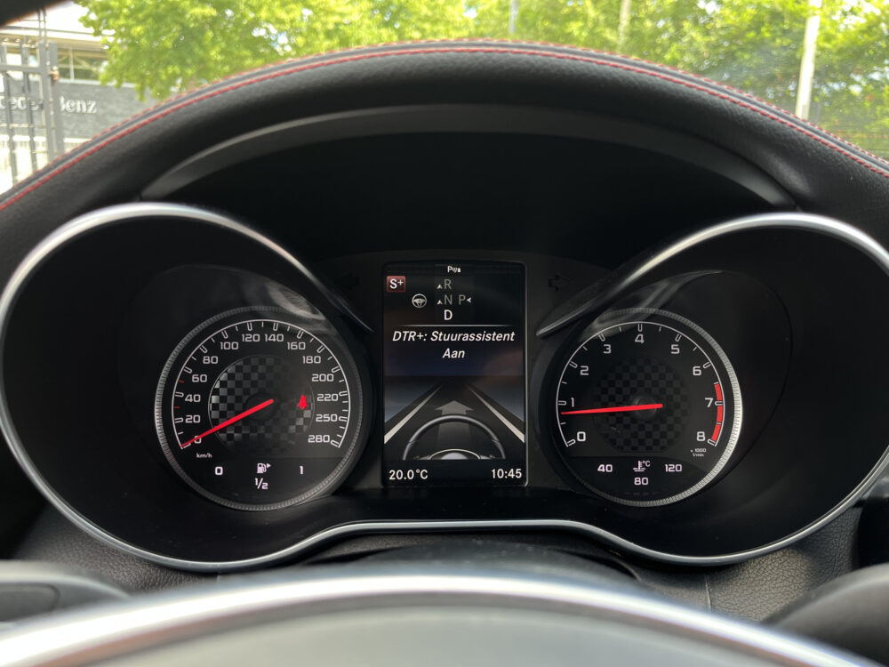 Mercedes-Benz C-Klasse Estate AMG 43 4MATIC // BURMESTER // SCHAALSTOELEN // PANO-SCHUIFDAK // 360 CAMERA // DODEHOEK // 47