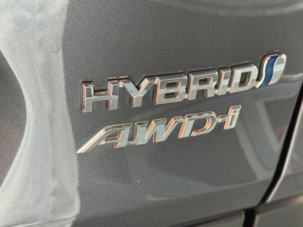 Toyota RAV4 2.5 Hybrid AWD Executive // MEMORY SEATS // JBL PREMIUM AUDIO // LEDEREN BEKLEDING // 1650 TREKGEWICHT // 35