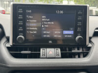 Toyota RAV4 2.5 Hybrid AWD Executive // MEMORY SEATS // JBL PREMIUM AUDIO // LEDEREN BEKLEDING // 1650 TREKGEWICHT // 61