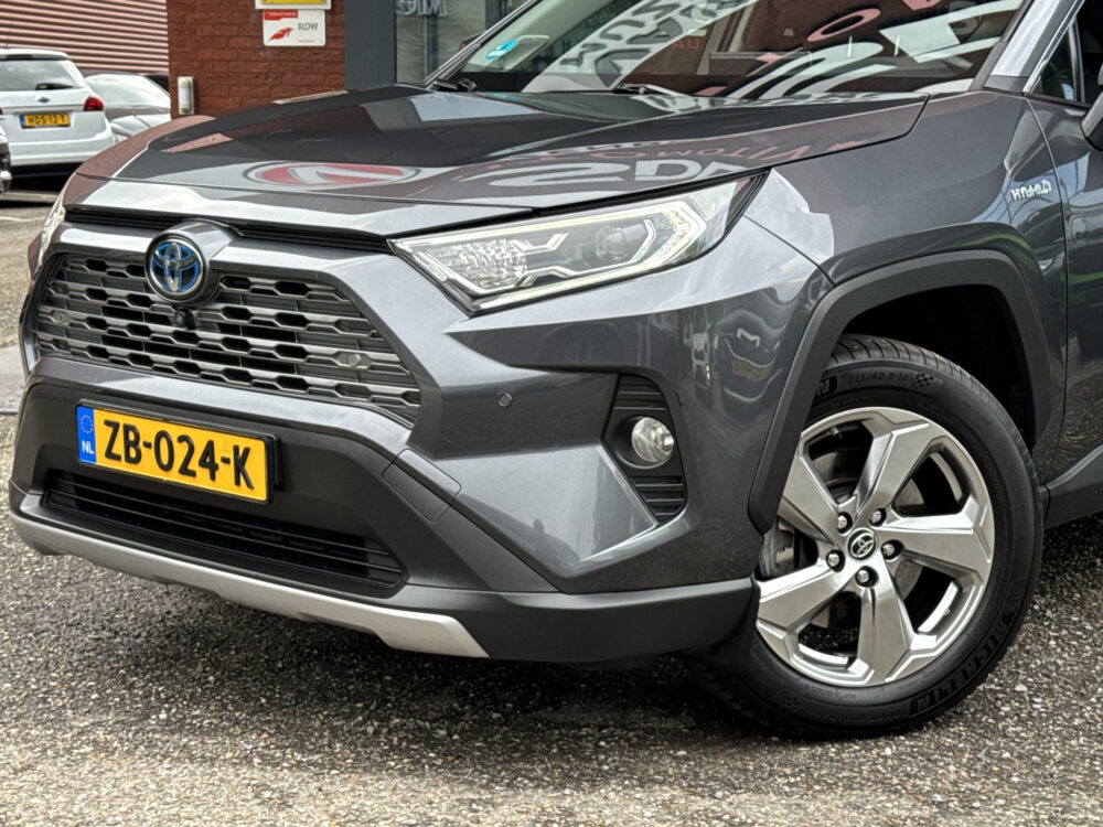 Toyota RAV4 2.5 Hybrid AWD Executive // MEMORY SEATS // JBL PREMIUM AUDIO // LEDEREN BEKLEDING // 1650 TREKGEWICHT // 7