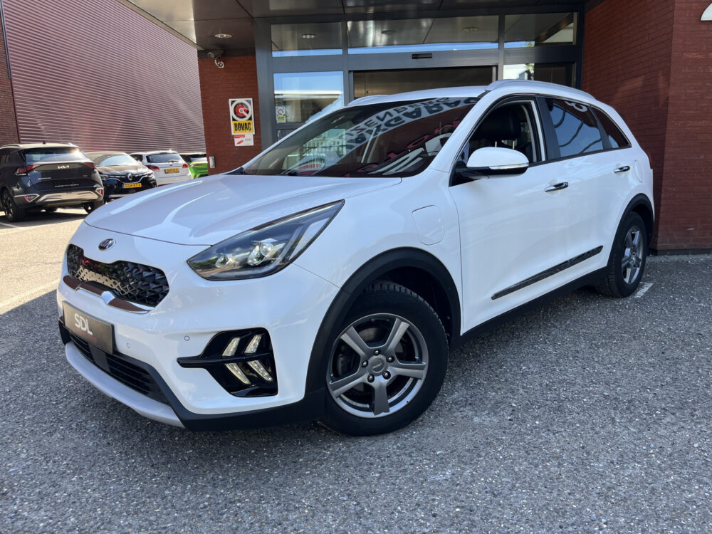 Kia Niro 1.6 GDi PHEV ExecutiveLine // LEDER // ELEK.STOEL+GEHEUGEN // DODEHOEK // JBL // KEYLESS // STOELVERKOELING-VERWARMING // 1
