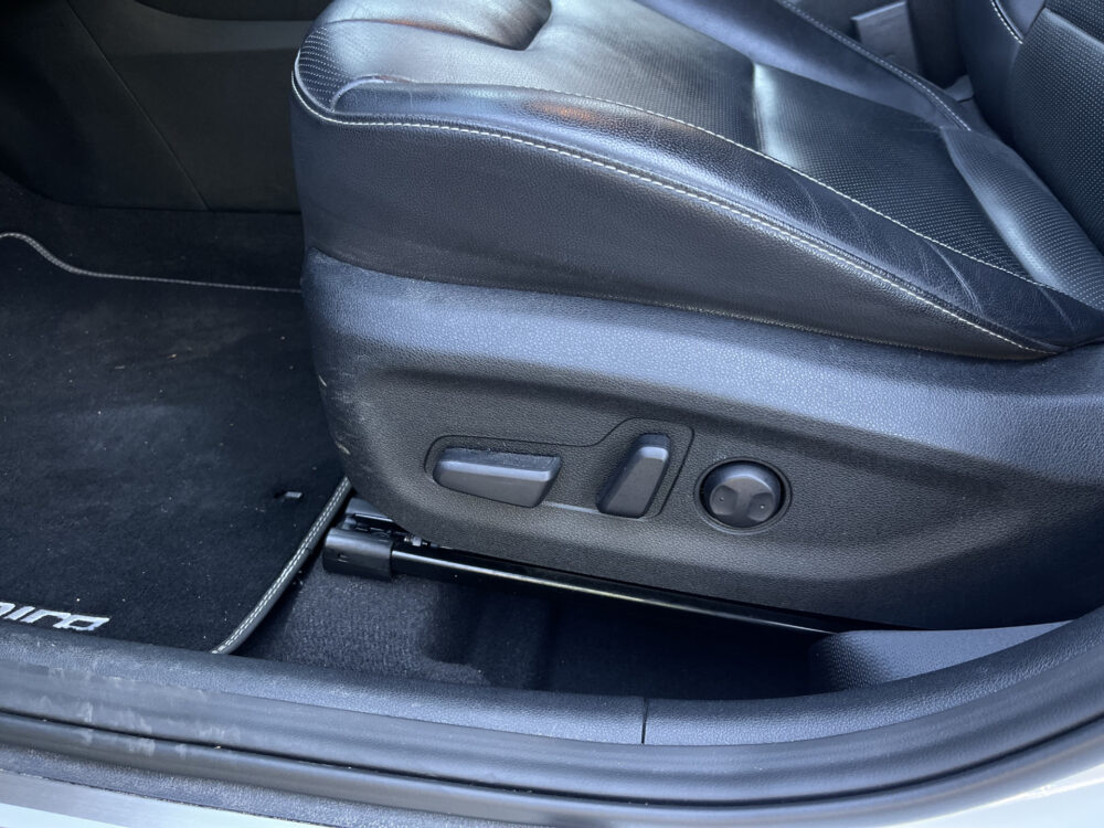 Kia Niro 1.6 GDi PHEV ExecutiveLine // LEDER // ELEK.STOEL+GEHEUGEN // DODEHOEK // JBL // KEYLESS // STOELVERKOELING-VERWARMING // 17
