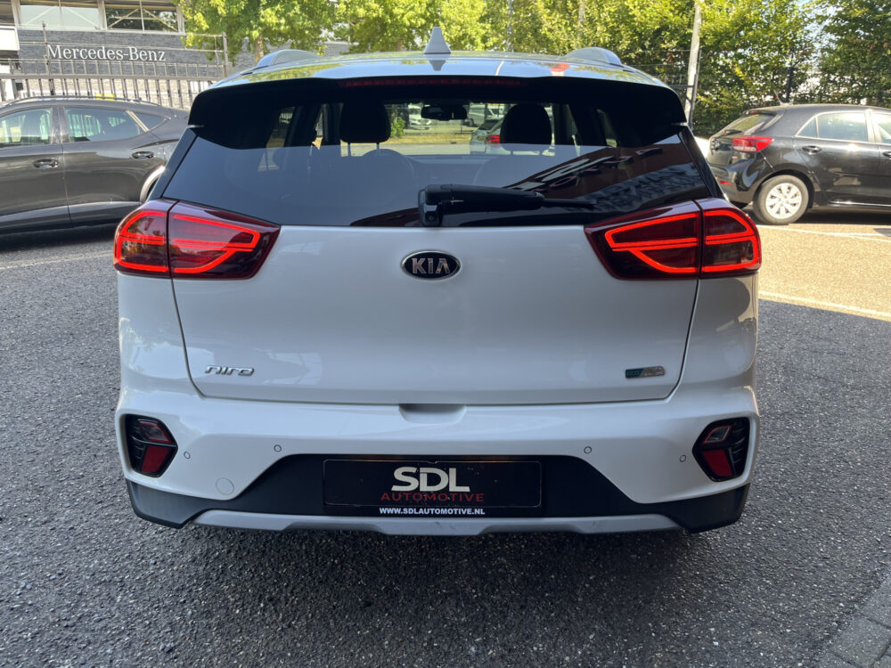 Kia Niro 1.6 GDi PHEV ExecutiveLine // LEDER // ELEK.STOEL+GEHEUGEN // DODEHOEK // JBL // KEYLESS // STOELVERKOELING-VERWARMING // 7
