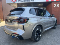 BMW iX3 High Executive 80 kWh M Sport Shadow Line 80 kWh // HUD-DISPLAY // SCHUIF-KANTELDAK // LEDER+ELEK. STOELEN // HARMAN&KARDON AUDI 42