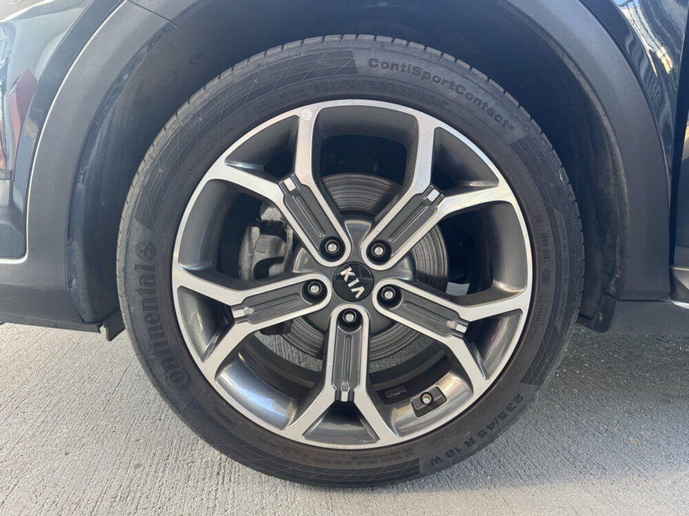 Kia Xceed 1.6 GDi PHEV DynamicPlusLine // SOH 100% // KEYLESS // HALF LEDER // CAMERA+SENSOREN // STUUR+STOELVERARMING // NAVI+CARPLAY // 8