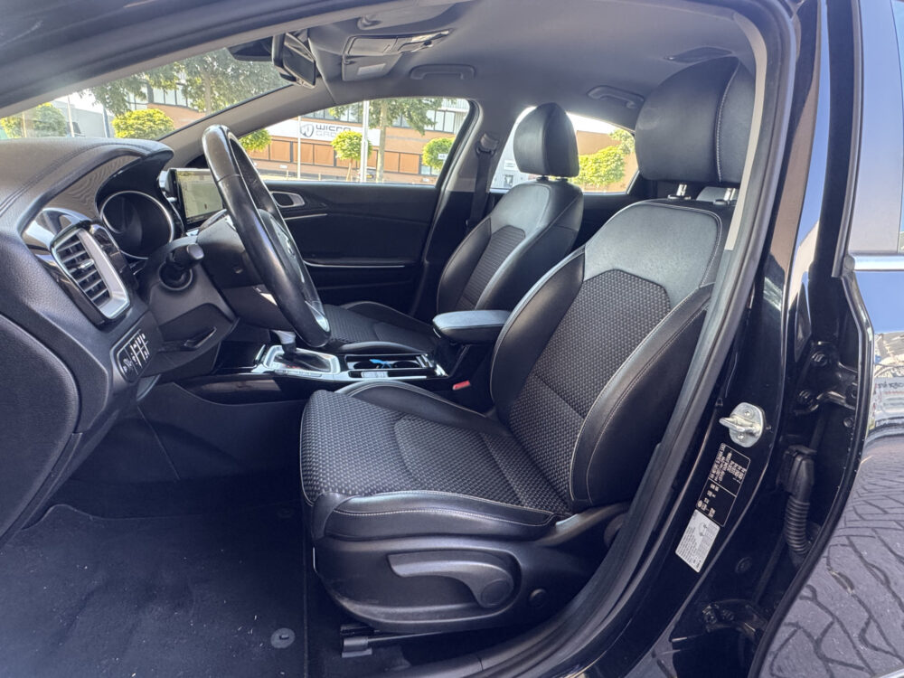 Kia Xceed 1.6 GDi PHEV DynamicPlusLine // SOH 100% // KEYLESS // HALF LEDER // CAMERA+SENSOREN // STUUR+STOELVERARMING // NAVI+CARPLAY // 9