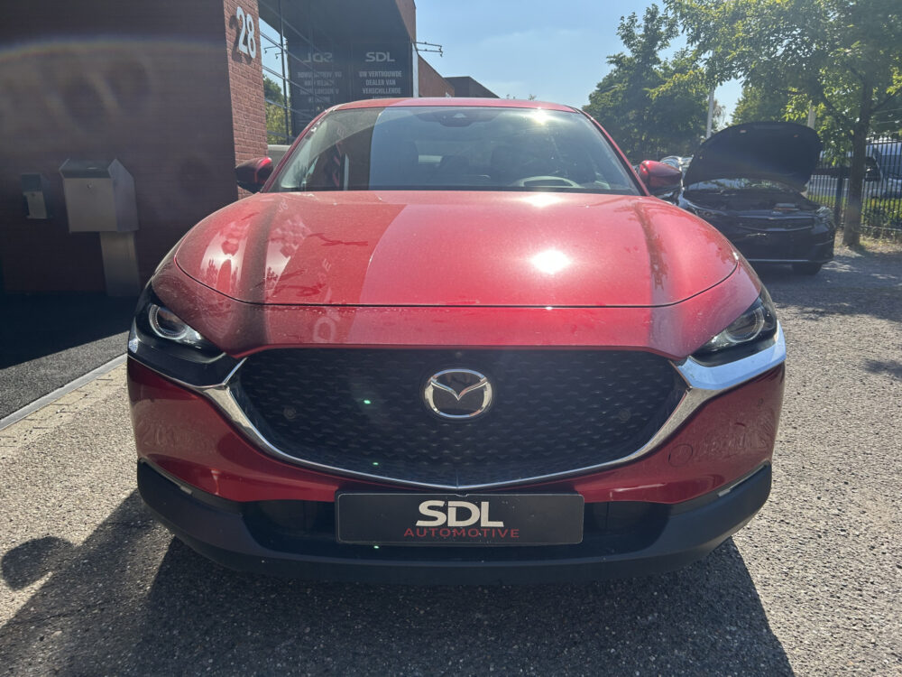 Mazda CX-30 2.0 e-SkyActiv-X M Hybrid Luxury 180 PK!! // NAVI // LEDER // SCHUIFKANTELDAK // TREKHAAK // CAMERA // MEMORY SEATS // BOSE AUDI 4