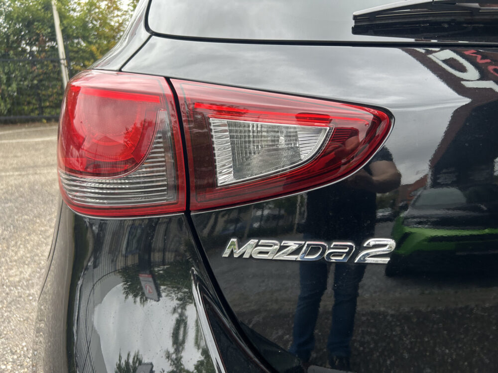 Mazda 2 1.5 Skyactiv-G TS+ // DEALER ONDERHOUDEN!! // NAVI // CLIMA // PDC // CAMERA // CRUISE // STOELVERWARMING 28