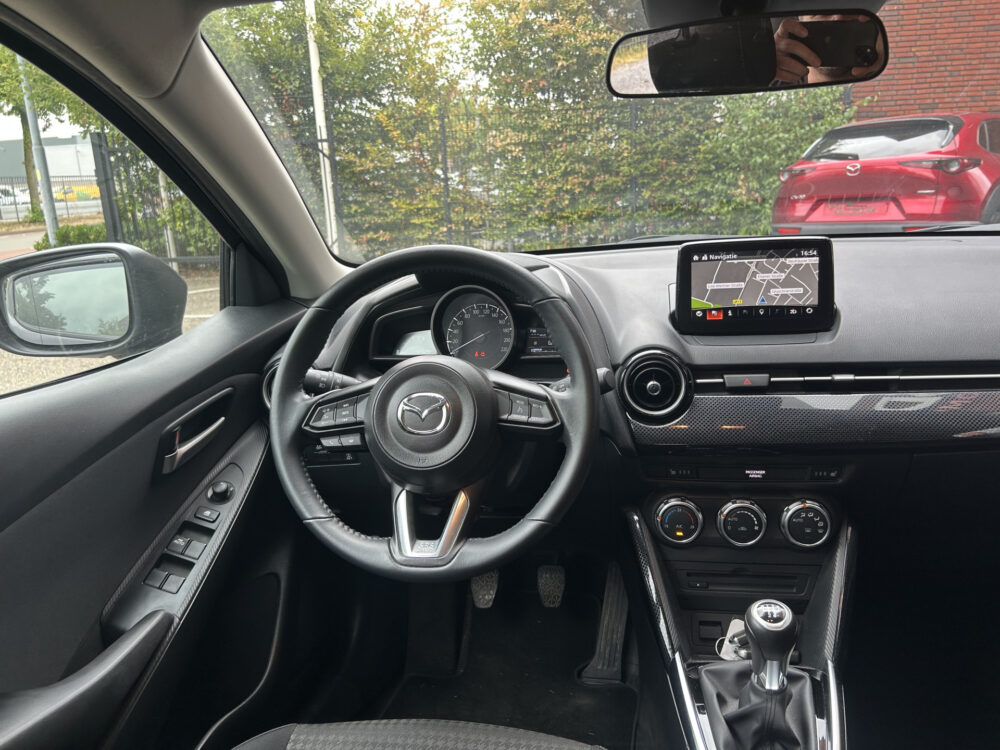 Mazda 2 1.5 Skyactiv-G TS+ // DEALER ONDERHOUDEN!! // NAVI // CLIMA // PDC // CAMERA // CRUISE // STOELVERWARMING 7