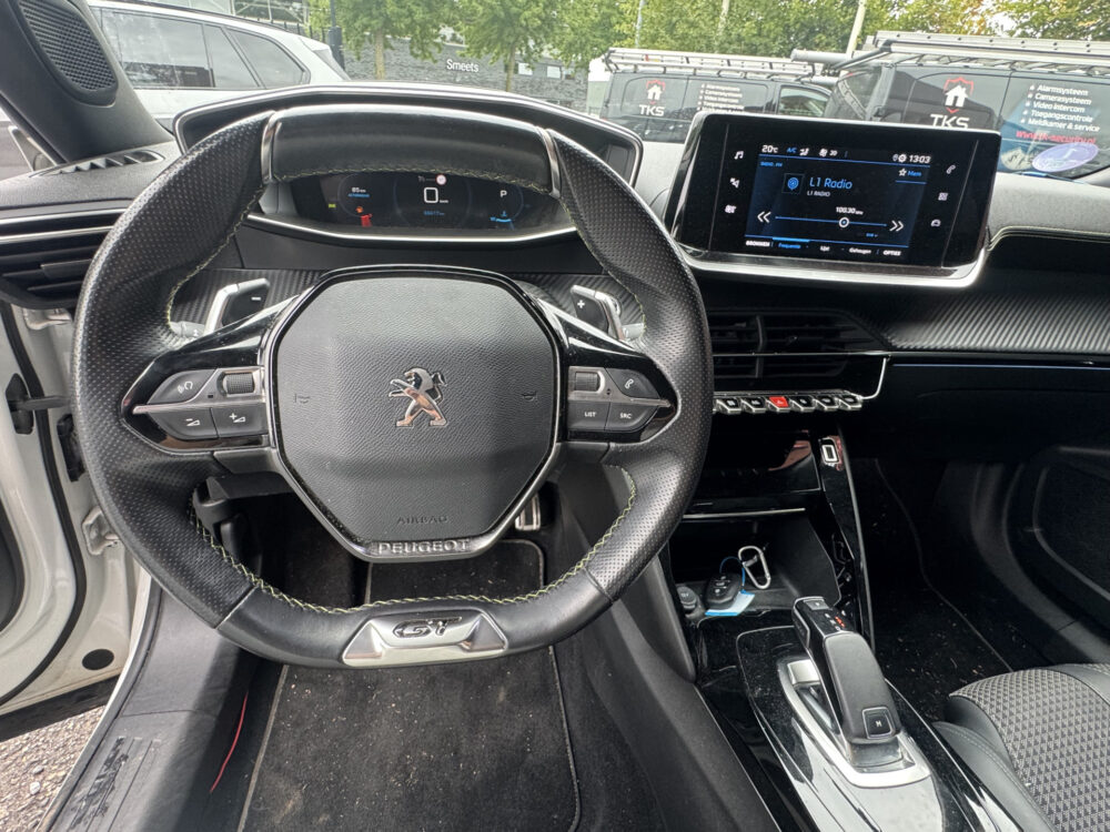 Peugeot 2008 1.2 PureTech GT-Line // D. RIEM VERVANGEN!! // APPLE CARPLAY - ANDROID AUTO // CLIMA // TREKHAAK // CRUISE // LED // VIRTUAL COC 14