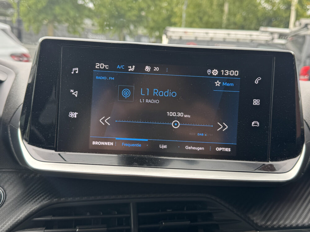 Peugeot 2008 1.2 PureTech GT-Line // D. RIEM VERVANGEN!! // APPLE CARPLAY - ANDROID AUTO // CLIMA // TREKHAAK // CRUISE // LED // VIRTUAL COC 18