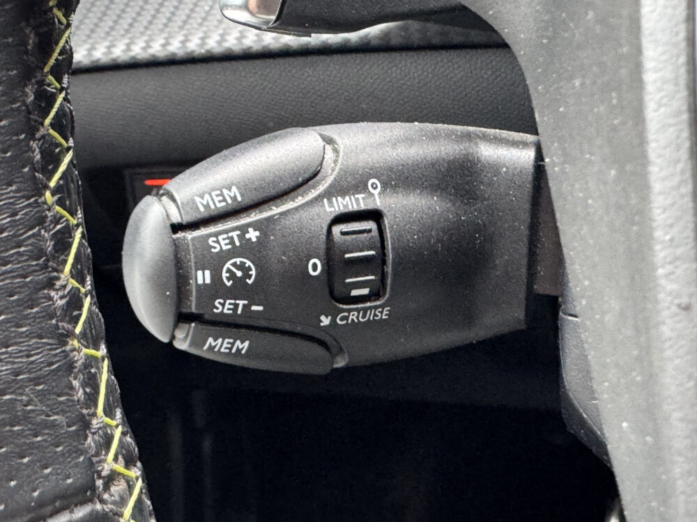Peugeot 2008 1.2 PureTech GT-Line // D. RIEM VERVANGEN!! // APPLE CARPLAY - ANDROID AUTO // CLIMA // TREKHAAK // CRUISE // LED // VIRTUAL COC 25