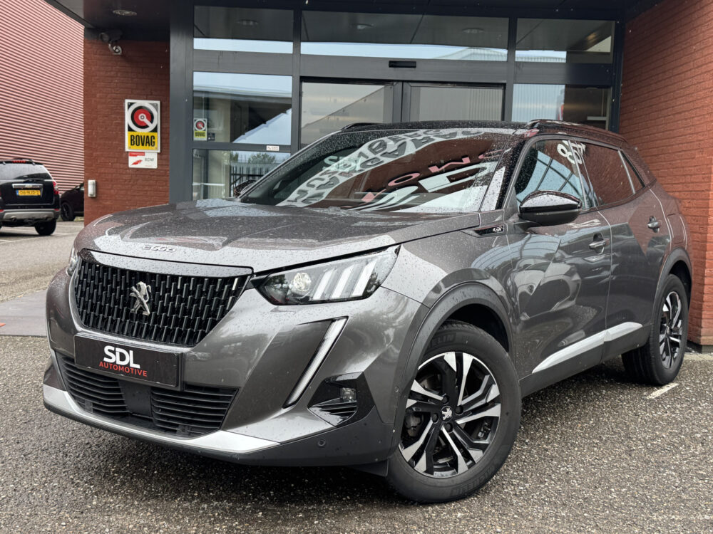 Peugeot 2008 1.2 PureTech GT-Line // D.RIEM VERVANGEN // MASSAGE STOEL // LEDER // PANO SCHUIF-KANTELDAK // NAVI // CAMERA // ADAPTIVE CRUISE 1