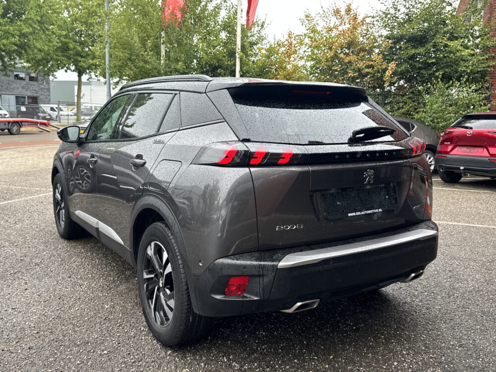Peugeot 2008 1.2 PureTech GT-Line // D.RIEM VERVANGEN // MASSAGE STOEL // LEDER // PANO SCHUIF-KANTELDAK // NAVI // CAMERA // ADAPTIVE CRUISE 3