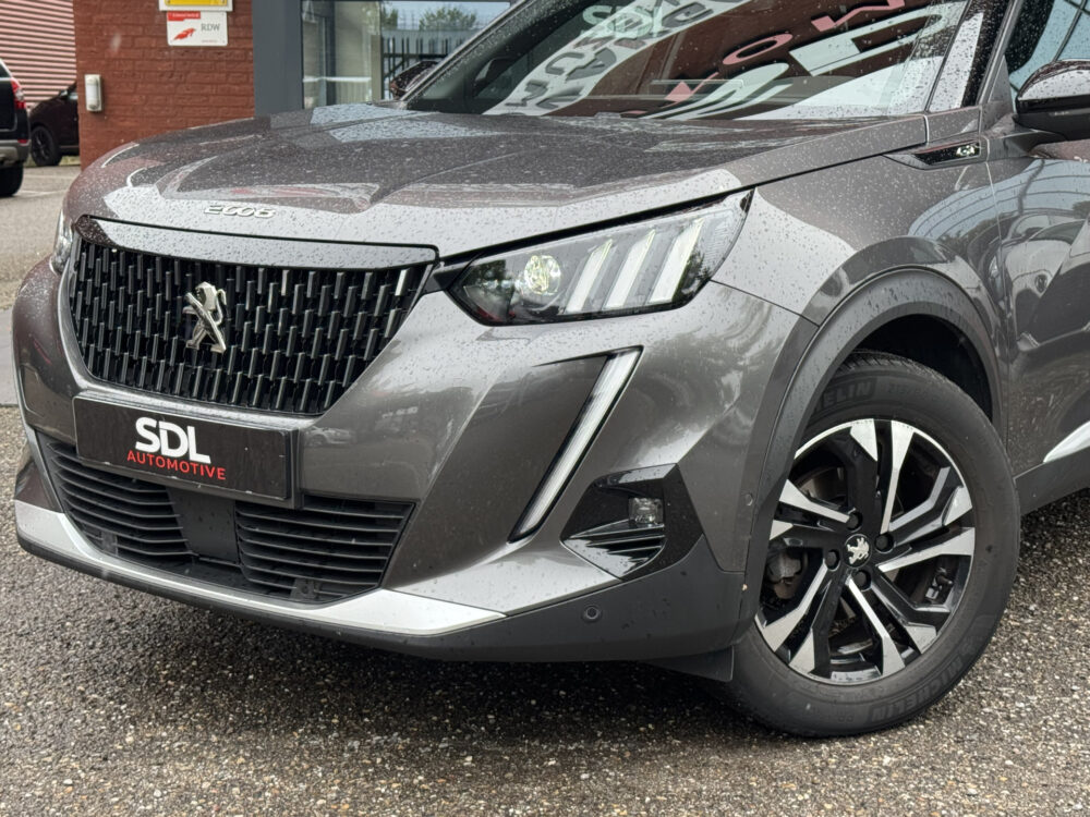Peugeot 2008 1.2 PureTech GT-Line // D.RIEM VERVANGEN // MASSAGE STOEL // LEDER // PANO SCHUIF-KANTELDAK // NAVI // CAMERA // ADAPTIVE CRUISE 6