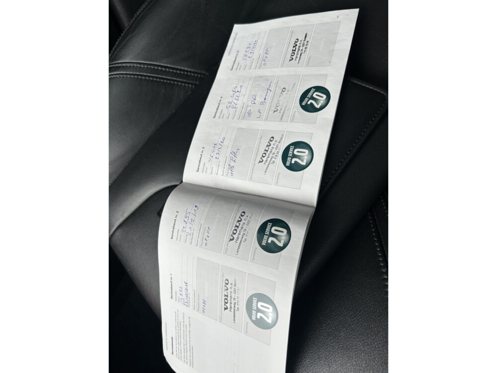 Volvo V40 2.0 T2 Nordic+ // LEDER // NAVI // CRUISE // CLIMA // PDC // TREKHAAK!! 13
