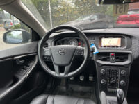 Volvo V40 2.0 T2 Nordic+ // LEDER // NAVI // CRUISE // CLIMA // PDC // TREKHAAK!! 37