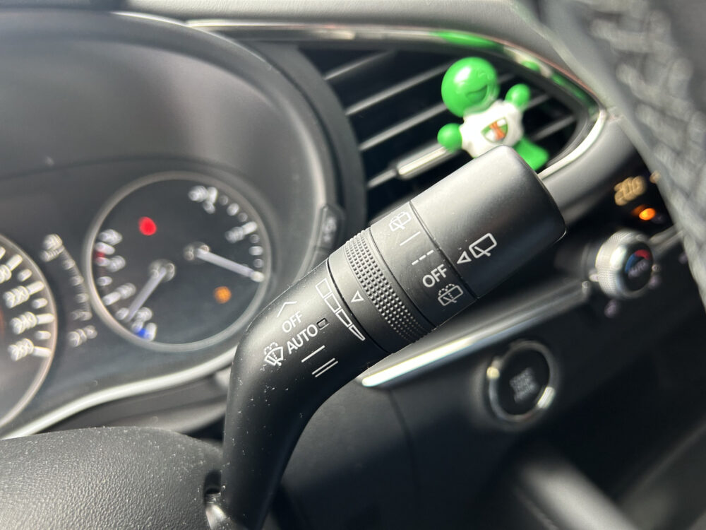 Mazda 3 2.0 e-SkyActiv-G M Hybrid 122 Luxury // FULL LED // NAVI + CARPLAY // 360 CAMERA // MEMORY SEAT // BOSE AUDIO // ADAPTIVE CRUISE 12