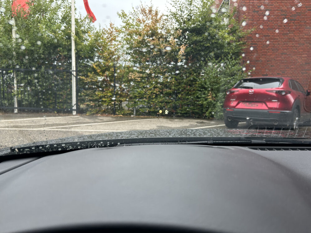 Mazda 3 2.0 e-SkyActiv-G M Hybrid 122 Luxury // FULL LED // NAVI + CARPLAY // 360 CAMERA // MEMORY SEAT // BOSE AUDIO // ADAPTIVE CRUISE 25