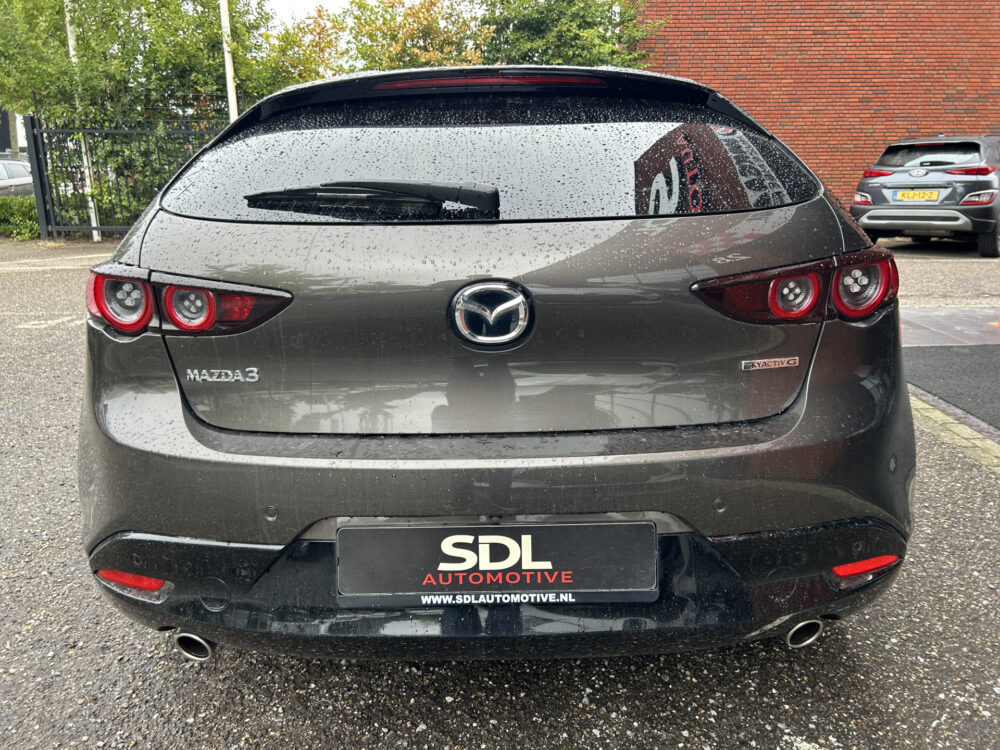 Mazda 3 2.0 e-SkyActiv-G M Hybrid 122 Luxury // FULL LED // NAVI + CARPLAY // 360 CAMERA // MEMORY SEAT // BOSE AUDIO // ADAPTIVE CRUISE 5
