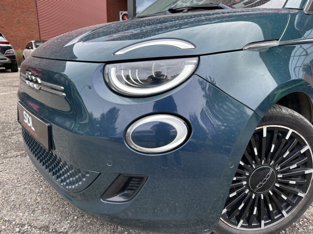 Fiat 500 La Prima 42 kWh // SOH 90% // FULL LED // NAVI + CARPLAY // PANO-DAK // CAMERA // PDC V+A // ADAPTIVE CRUISE 24