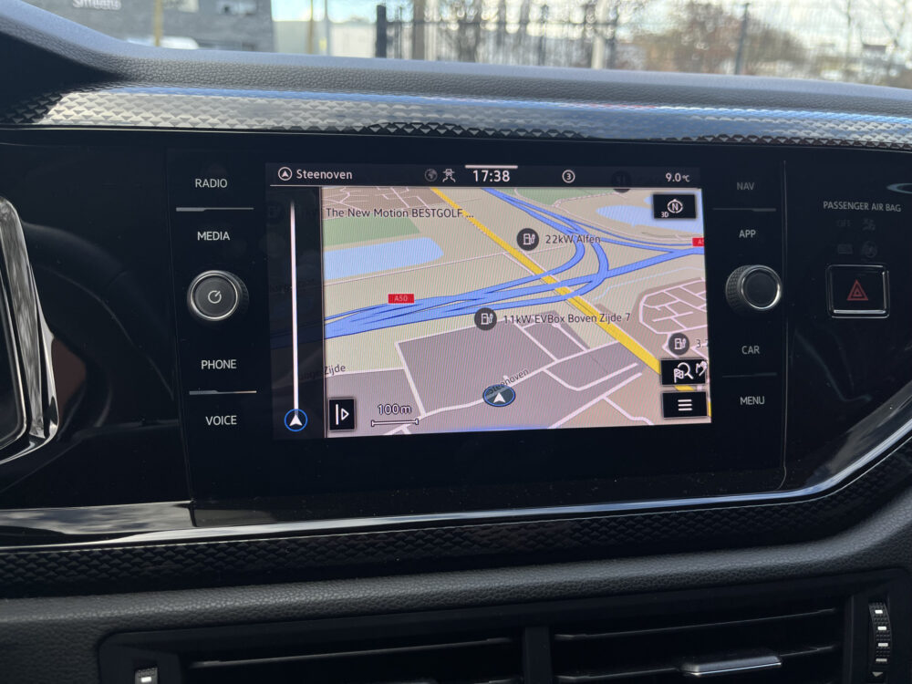 Volkswagen Taigo 1.0 TSI Style // ADAPT. CRUISE // VIRTUAL COCKPIT // NAVIGATIE + APPLE CARPLAY// CAMERA // LED // CLIMA // PDC // 25