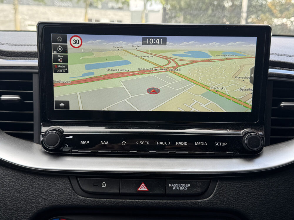 Kia Xceed 1.6 GDi PHEV DynamicPlusLine // ELEK. ACHTERKLEP // KEYLESS // HALF LEDER // CAMERA+SENSOREN // STUUR+STOELVERARMING // NAVI+CAR 16