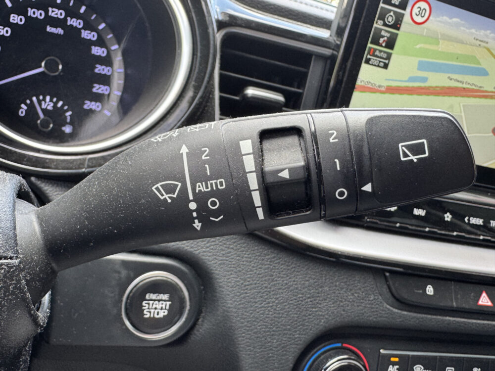 Kia Xceed 1.6 GDi PHEV DynamicPlusLine // ELEK. ACHTERKLEP // KEYLESS // HALF LEDER // CAMERA+SENSOREN // STUUR+STOELVERARMING // NAVI+CAR 25