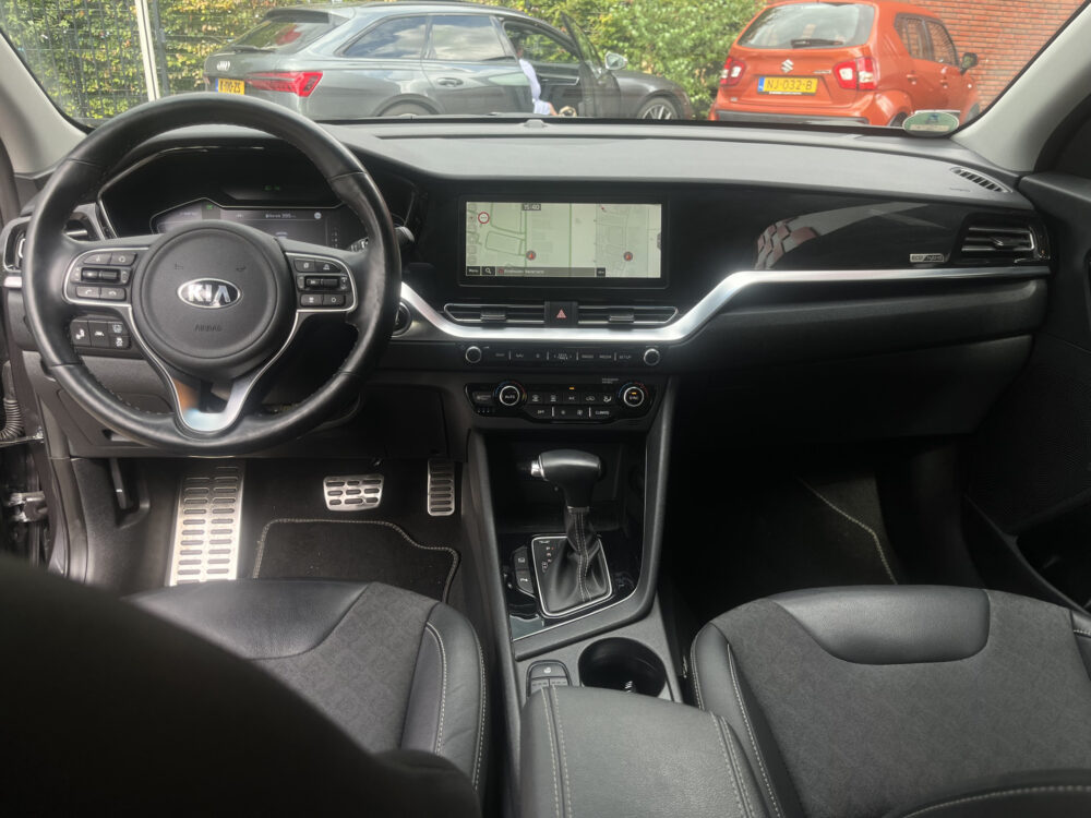 Kia Niro 1.6 GDi Hybrid DynamicPlusLine // AFN. TREKHAAK // ADAPT. CRUISE // KEYLESS // DODEHOEK // CAMERA+SENSOREN // JBL AUDIO // STUUR 19