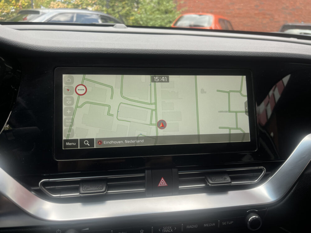 Kia Niro 1.6 GDi Hybrid DynamicPlusLine // AFN. TREKHAAK // ADAPT. CRUISE // KEYLESS // DODEHOEK // CAMERA+SENSOREN // JBL AUDIO // STUUR 29