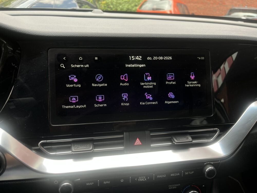 Kia Niro 1.6 GDi Hybrid DynamicPlusLine // AFN. TREKHAAK // ADAPT. CRUISE // KEYLESS // DODEHOEK // CAMERA+SENSOREN // JBL AUDIO // STUUR 32
