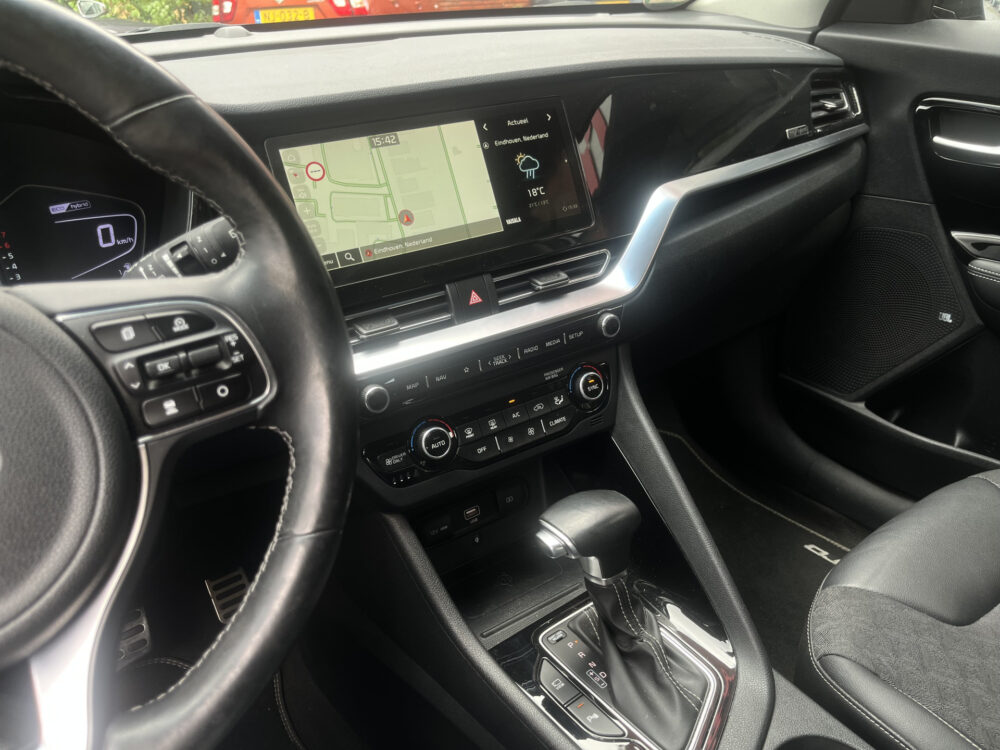 Kia Niro 1.6 GDi Hybrid DynamicPlusLine // AFN. TREKHAAK // ADAPT. CRUISE // KEYLESS // DODEHOEK // CAMERA+SENSOREN // JBL AUDIO // STUUR 33
