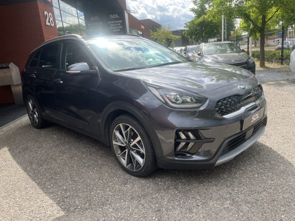 Kia Niro 1.6 GDi Hybrid DynamicPlusLine // AFN. TREKHAAK // ADAPT. CRUISE // KEYLESS // DODEHOEK // CAMERA+SENSOREN // JBL AUDIO // STUUR 9