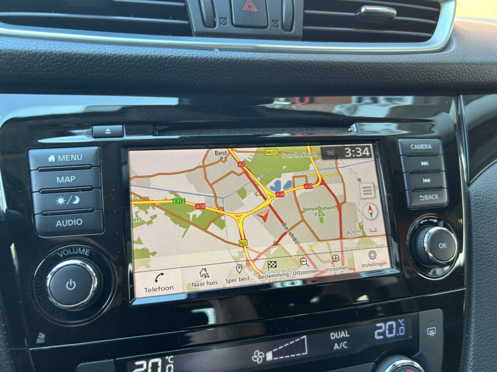 Nissan QASHQAI 1.3 DIG-T 160PK!! N-Connecta // PANO-DAK // NAVI + CARPLAY // 360 CAMERA // PDC V+A // STOELVERWARMING 16