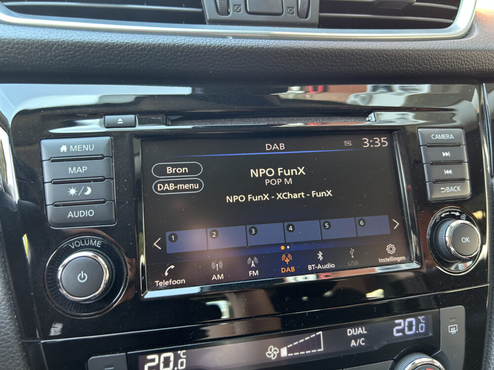 Nissan QASHQAI 1.3 DIG-T 160PK!! N-Connecta // PANO-DAK // NAVI + CARPLAY // 360 CAMERA // PDC V+A // STOELVERWARMING 18