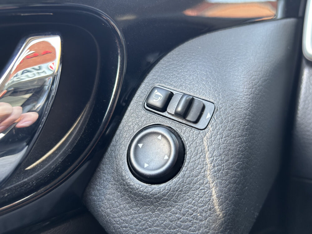 Nissan QASHQAI 1.3 DIG-T 160PK!! N-Connecta // PANO-DAK // NAVI + CARPLAY // 360 CAMERA // PDC V+A // STOELVERWARMING 25