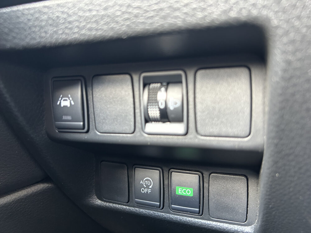 Nissan QASHQAI 1.3 DIG-T 160PK!! N-Connecta // PANO-DAK // NAVI + CARPLAY // 360 CAMERA // PDC V+A // STOELVERWARMING 26