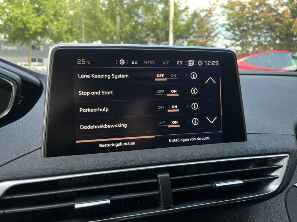 Peugeot 3008 1.6 Turbo GT Line // LEDER // ELEK. STOEL+GEHEUGEN // DODEHOEK // KEYLESS // ELEK. KLEP // CAMERA+SENSOREN // NAVI+CARPLAY // 32