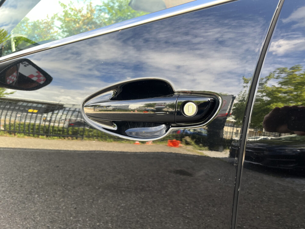 Peugeot 3008 1.6 Turbo GT Line // LEDER // ELEK. STOEL+GEHEUGEN // DODEHOEK // KEYLESS // ELEK. KLEP // CAMERA+SENSOREN // NAVI+CARPLAY // 4