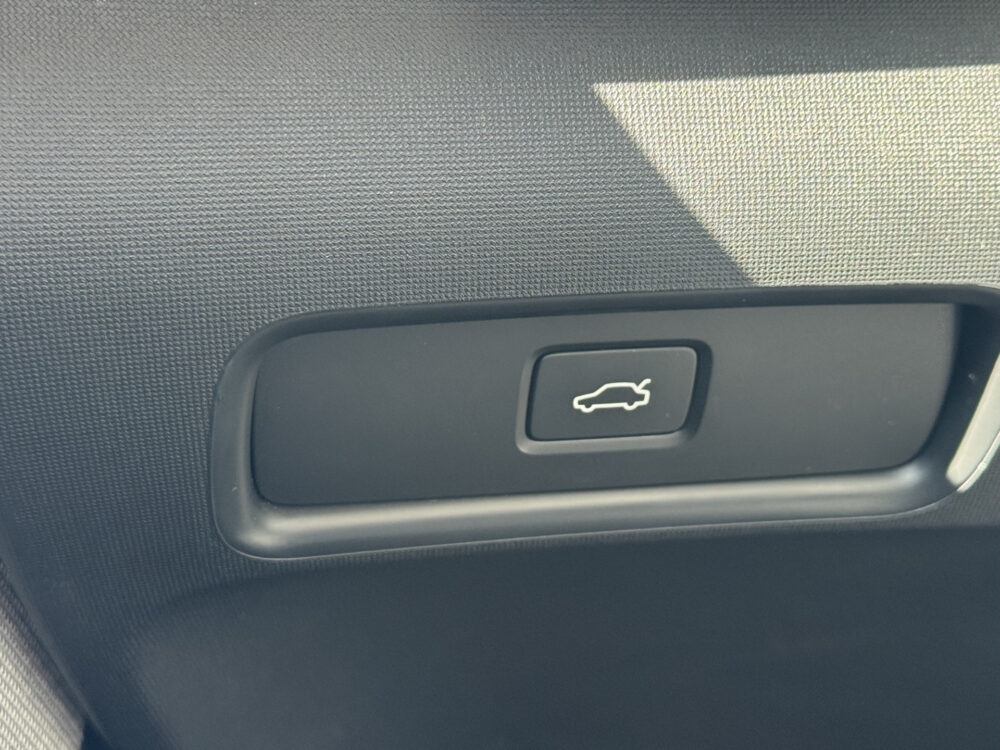 Polestar 2 Long Range Single Motor 78 kWh // ADAPTIVE CRUISE // NAVI // RONDOM CAMERA // MEMORY SEATS // CLIMA // 27