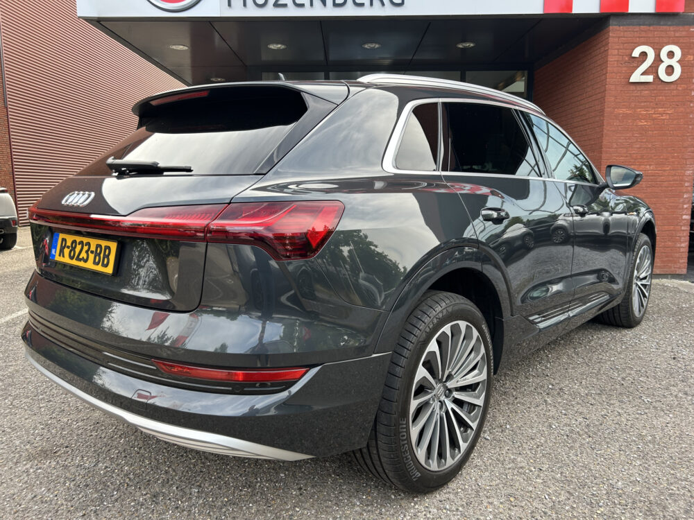 Audi e-tron 55 quattro Advanced edition Plus 95 kWh DEALER ONDERHOUDEN!! // PANO/SCHUIFKANTELDAK // FULL LED // NAVI + CARPLAY // MEMORY //  2