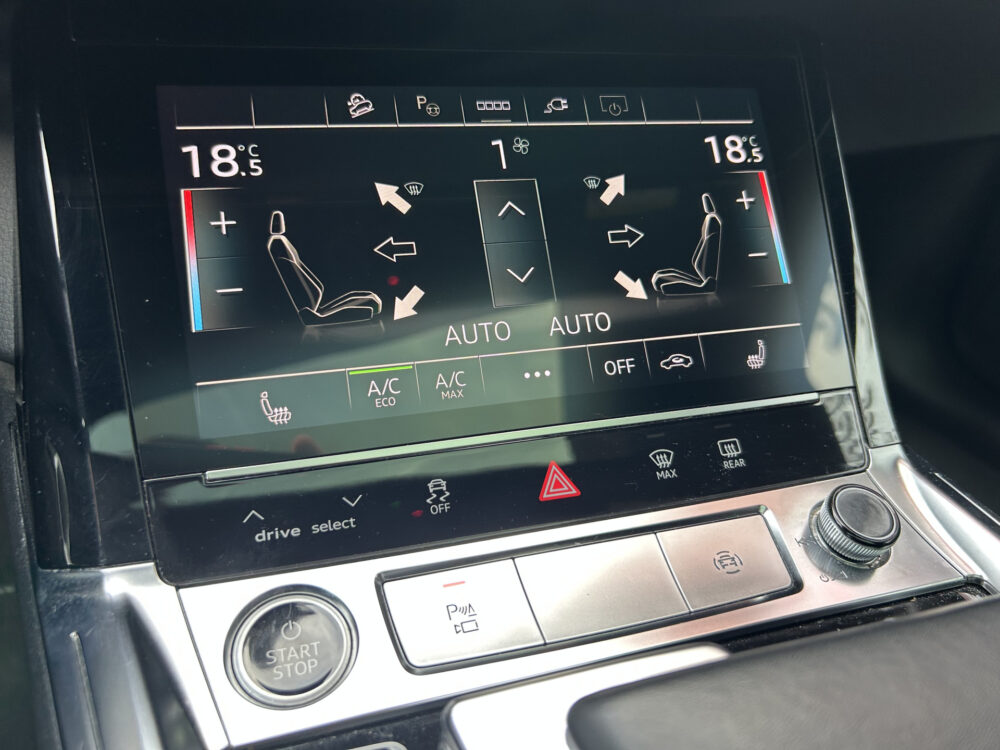 Audi e-tron 55 quattro Advanced edition Plus 95 kWh DEALER ONDERHOUDEN!! // PANO/SCHUIFKANTELDAK // FULL LED // NAVI + CARPLAY // MEMORY //  21