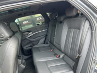 Audi e-tron 55 quattro Advanced edition Plus 95 kWh DEALER ONDERHOUDEN!! // PANO/SCHUIFKANTELDAK // FULL LED // NAVI + CARPLAY // MEMORY //  76