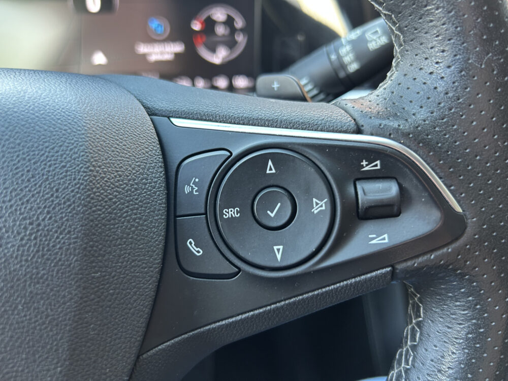 Opel Grandland 1.6 Turbo Plug-In Hybrid GSe // NAVI // ELEK. ACHTERKLEP // CAMERA // ADAPTIVE CRUISE // STOEL + STUUR VERWARMING // 10
