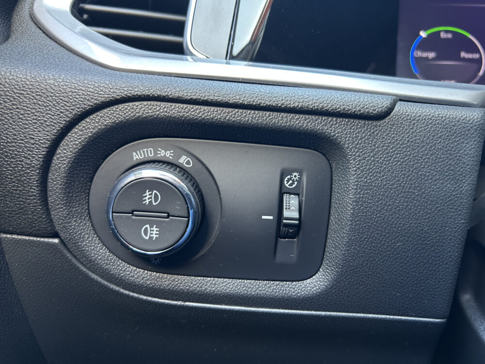 Opel Grandland 1.6 Turbo Plug-In Hybrid GSe // NAVI // ELEK. ACHTERKLEP // CAMERA // ADAPTIVE CRUISE // STOEL + STUUR VERWARMING // 25